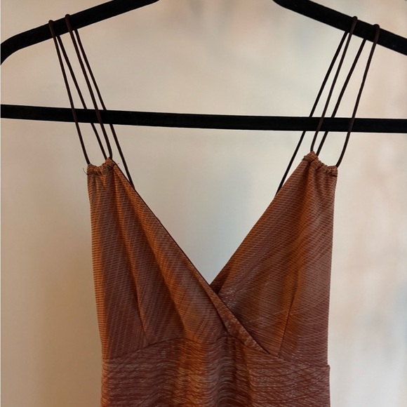 Express dress - Picture 4 of 7